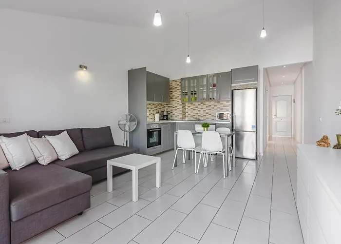 Sea View Aircon Cristianos Pool Modern