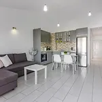 Aircon Heatedpool Modern Cristianos