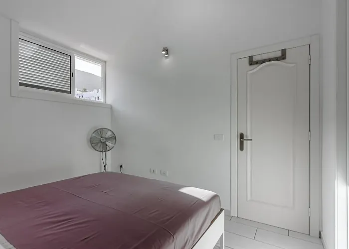 Sea View Aircon Cristianos Pool Modern Lägenhet *