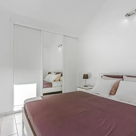 Sea View Aircon Cristianos Pool Modern